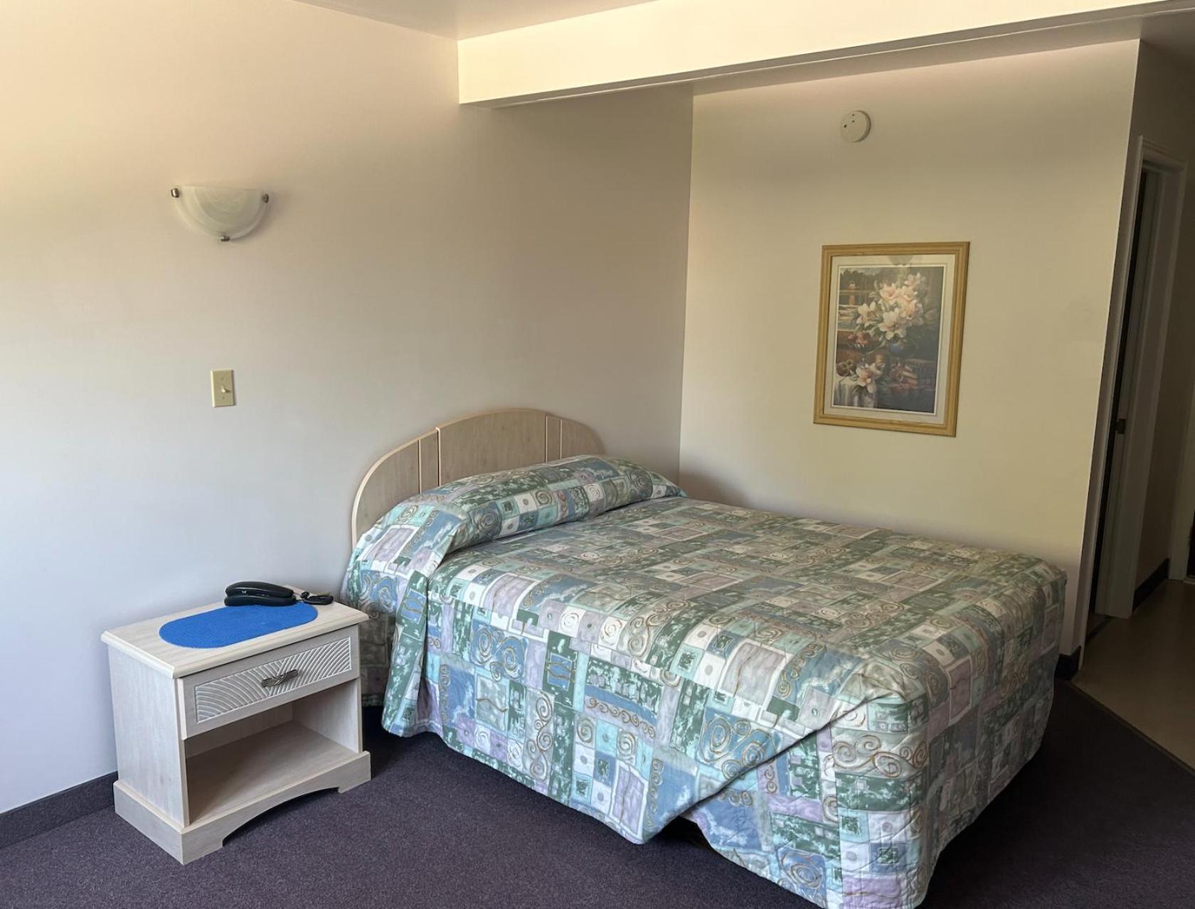 Centennial Motel Sauble Beach Bagian luar foto