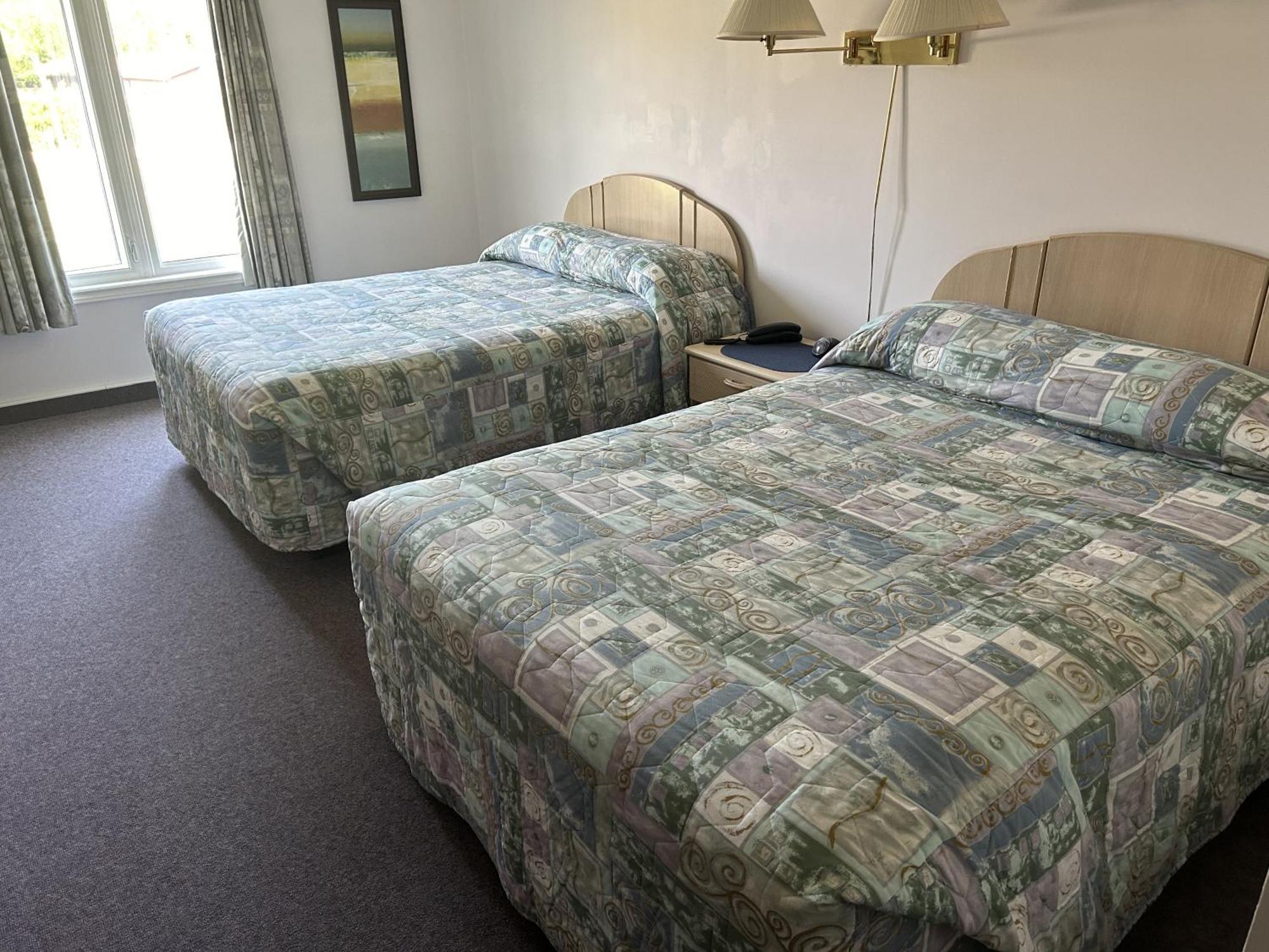 Centennial Motel Sauble Beach Bagian luar foto